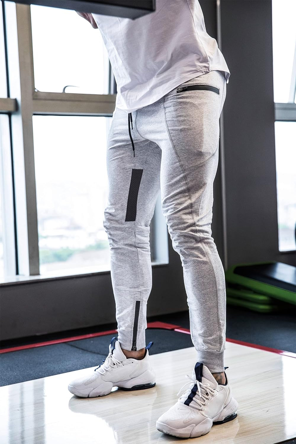 Mens Joggers Pants Tapered Sweatpants Casual Gym Training Workout Pants Slim Track Pant with Zipper Pockets
